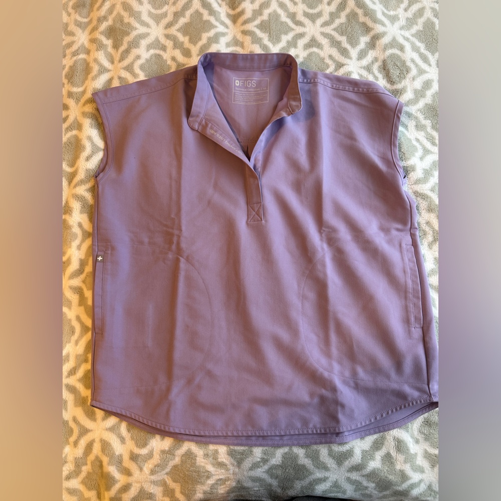 Figs Lavender Dew Rafaela Oversized Scrub Top XS